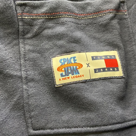 Kids Tommy Jeans Space Jam A New Legacy. M (12/14). Preowned. - Picture 6 of 6